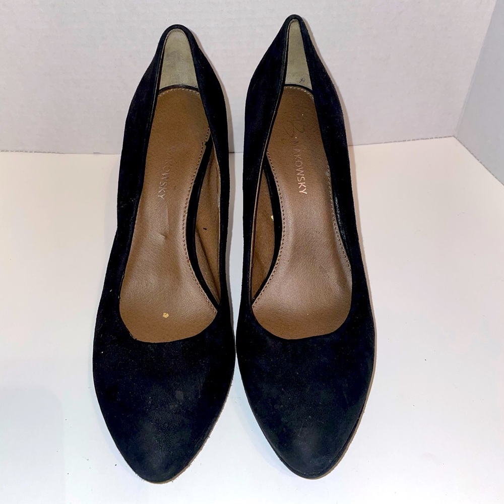 Gently used, b. Makowsky, Women’s platforms, 9